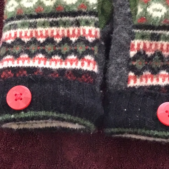 Sweater Mittens - Picture 3 of 4